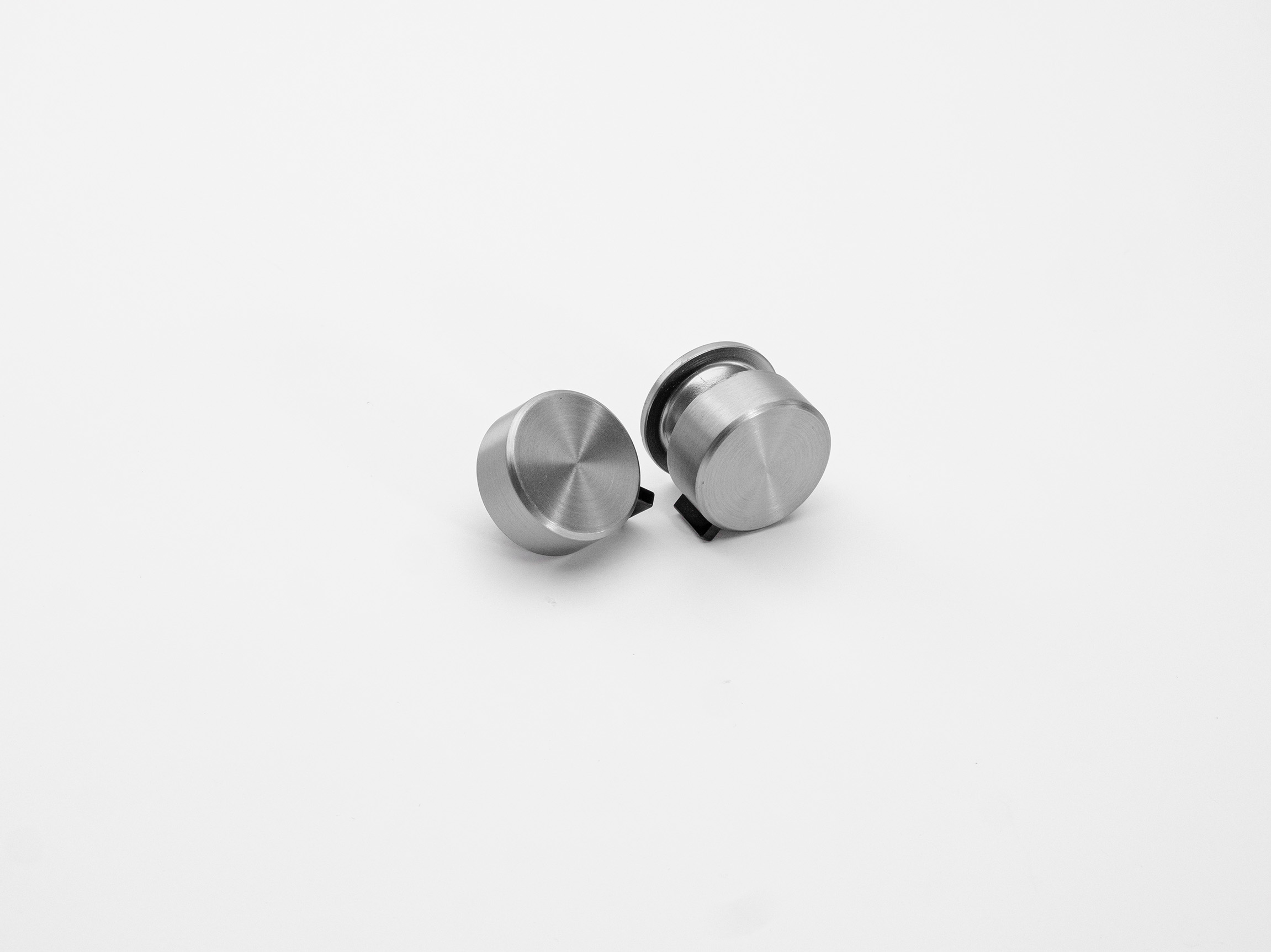 Oven and hob knobs - with brushed finish in stainless steel-like aluminium